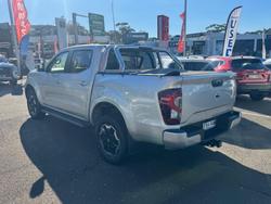 2023 Nissan Navara ST-X