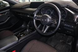 2022 Mazda 3 G20 Evolve