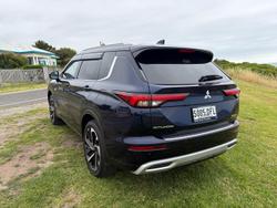 2025 Mitsubishi Outlander PHEV Exceed