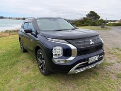 2025 Mitsubishi Outlander PHEV Exceed