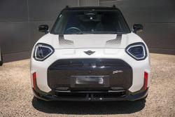 2025 MINI Aceman JCW E Favoured