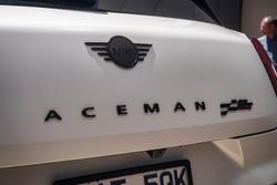 2025 MINI Aceman JCW E Favoured