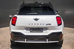 2025 MINI Aceman JCW E Favoured