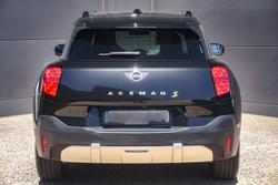 2024 MINI Aceman SE Favoured