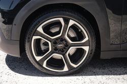 2024 MINI Aceman SE Favoured