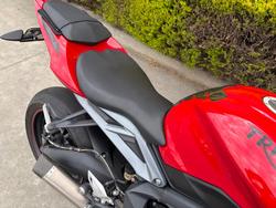 2015 Triumph DAYTONA 675 Red