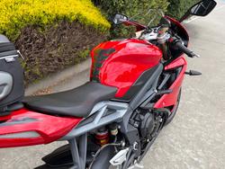 2015 Triumph DAYTONA 675 Red