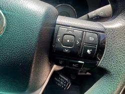 2022 Toyota Hilux SR