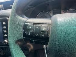 2022 Toyota Hilux SR