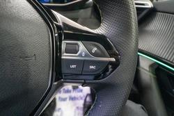 2023 Peugeot e-2008 GT