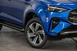 2025 Isuzu MU-X LS-T