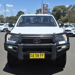 2020 Toyota Hilux SR