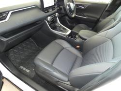 2024 Toyota RAV4 XSE (2WD) Hybrid Premium Paint