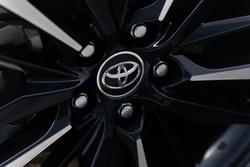 2019 Toyota Camry SX