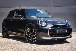 2024 MINI Cooper C Favoured