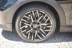 2024 MINI Cooper C Favoured