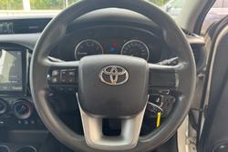 2018 Toyota Hilux SR