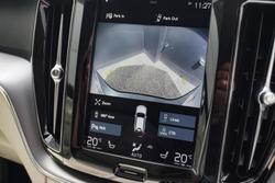 2021 Volvo XC60 T5 Momentum