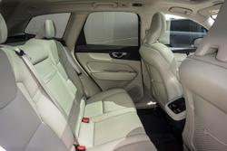2021 Volvo XC60 T5 Momentum