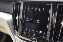 2021 Volvo XC60 T5 Momentum