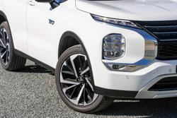 2024 Mitsubishi Outlander PHEV Aspire