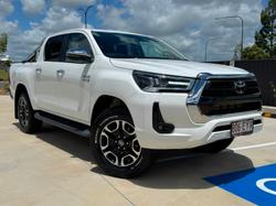 2022 Toyota Hilux SR5