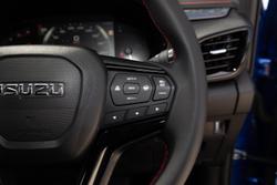 2025 Isuzu D-MAX X-TERRAIN