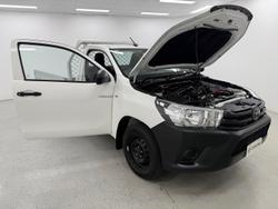 2020 Toyota Hilux Workmate TGN121R 4x2 Glacier White