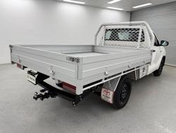 2020 Toyota Hilux Workmate TGN121R 4x2 Glacier White
