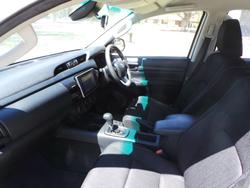 2020 Toyota Hilux SR