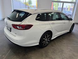 2018 Holden Commodore RS