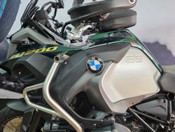 2015 BMW Motorrad R1200 GS GREEN