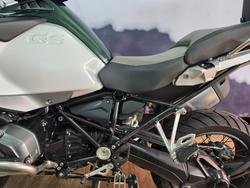 2015 BMW Motorrad R1200 GS GREEN