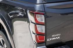 2025 Isuzu D-MAX X-TERRAIN
