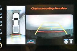 2024 Toyota Hilux SR5 48V