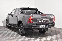 2024 Toyota Hilux SR5 48V