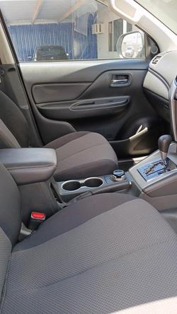 2010 Mitsubishi Triton GLX MN MY10 4x2 White