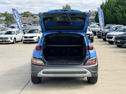 2022 Hyundai Kona Elite