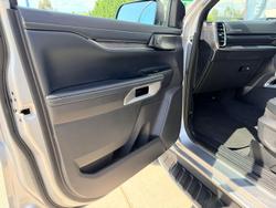 2024 Ford Everest Platinum