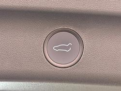 2022 Tesla Model Y Rear-Wheel Drive