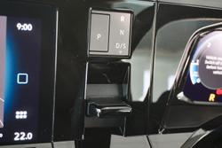 2025 Volkswagen Multivan TDI360 Life
