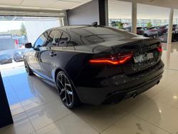 2022 Jaguar XE P300 R-Dynamic HSE