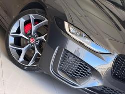 2022 Jaguar XE P300 R-Dynamic HSE