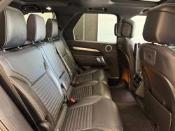 2021 Land Rover Discovery P360 R-Dynamic SE