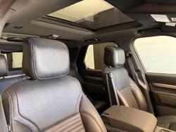 2021 Land Rover Discovery P360 R-Dynamic SE