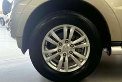 2015 Mitsubishi Pajero GLS