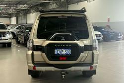 2015 Mitsubishi Pajero GLS