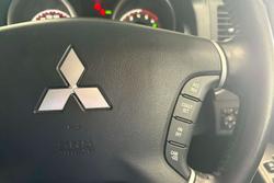 2015 Mitsubishi Pajero GLS