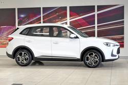 2025 MG ZS Essence ZS32 MY25 Dover White