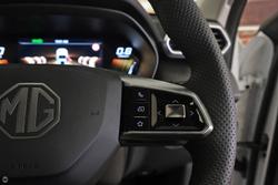 2025 MG ZS Essence ZS32 MY25 Dover White